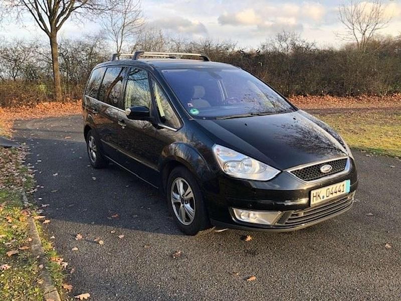 Schwarz Gebraucht 2009 Ford Galaxy Titanium Van / Kleinbus | 4.900 € (Fairer Preis) - Bild 1/4