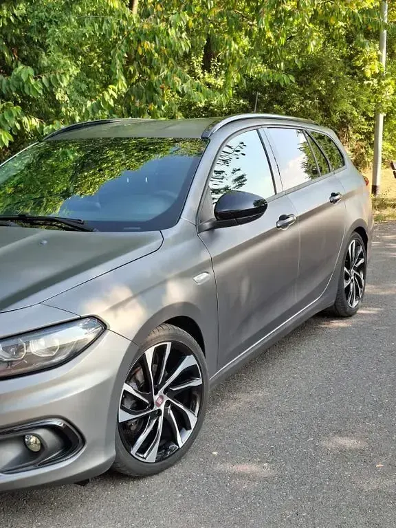 Gebraucht Fiat Tipo S 120 PS (88 kW) 2020 Grau Kombi