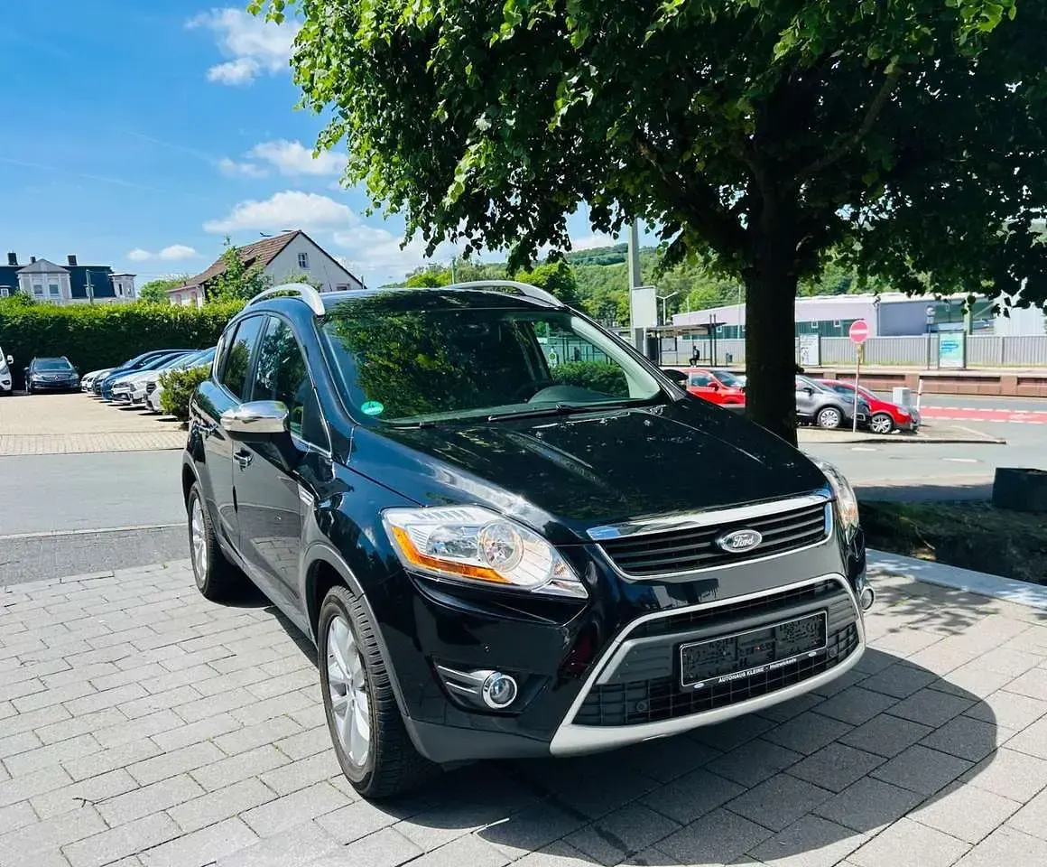 Gebraucht Ford Kuga Titanium 140 PS (102 kW) 2011 Schwarz SUV
