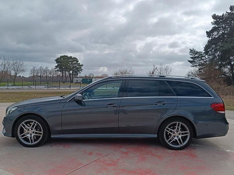 Gebraucht Mercedes E350 Avantgarde 258 PS (189 kW) 2015 Grau Kombi