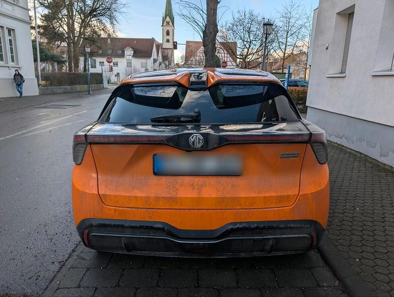 Gebraucht MG MG4 EV Luxury 150 kW (204 PS) 2024 Orange Kleinwagen