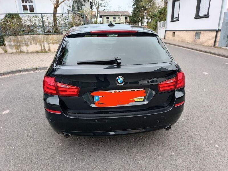 Gebraucht BMW 535 Sport Line 313 PS (230 kW) 2012 Schwarz Kombi