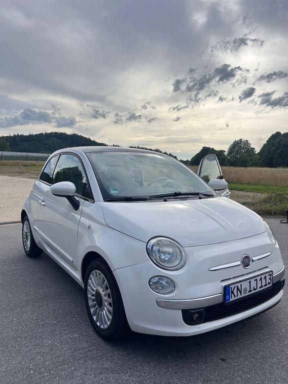 Weiß Gebraucht 2010 Fiat 500 Lounge Kleinwagen | 5.000 € (Fairer Preis) - Bild 1/4
