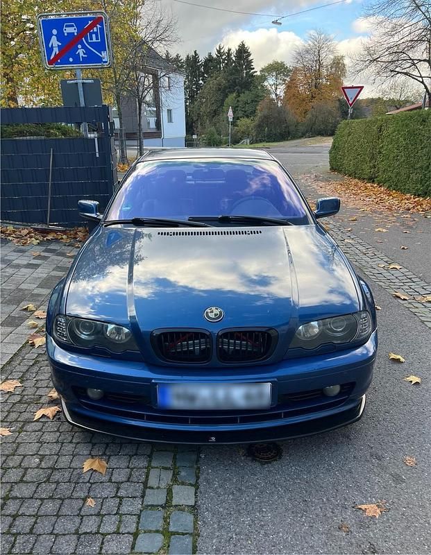 Gebraucht BMW 320 150 PS (110 kW) 2000 Coupé