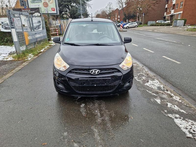 Schwarz Gebraucht 2011 Hyundai i10 Edition Kleinwagen | 3.800 € (Fairer Preis) - Bild 1/4