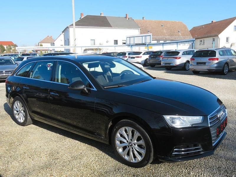 Gebraucht Audi A4 Design 190 PS (139 kW) 2017 Schwarz Kombi