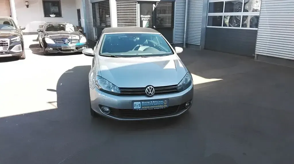 Gebraucht VW Golf Cabriolet Basis 160 PS (117 kW) 2012 Silber Cabrio