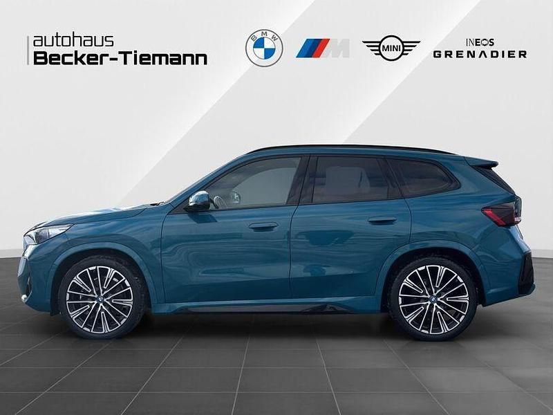 Gebraucht BMW iX1 M Sport 225 kW (306 PS) 2023 Bmw individual blue bay lagoon SUV