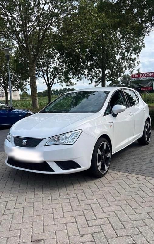 Second-hand Seat Ibiza 75 CP (55 kW) 2012 Alb Hatchback