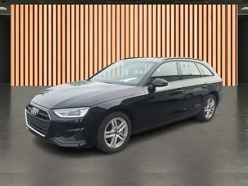 Gebraucht Audi A4 Basis 204 PS (150 kW) 2023 Schwarz Kombi