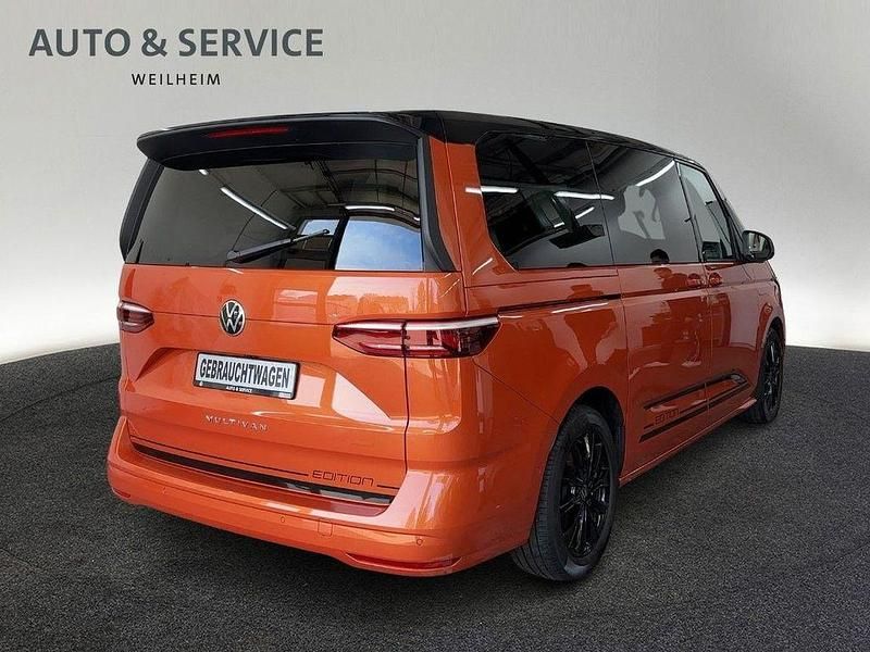 Gebraucht VW Multivan Edition 150 PS (110 kW) 2023 Orange Van