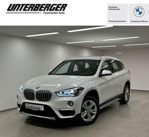 Mineralweiß Gebraucht 2019 BMW X1 xLine SUV | 26.850 € (Fairer Preis) - Bild 1/4