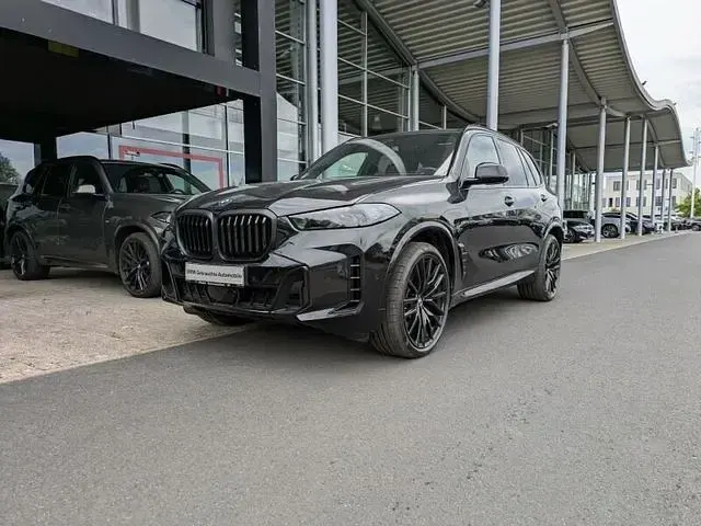 Gebraucht BMW X5 M Sport 286 PS (210 kW) 2025 SUV