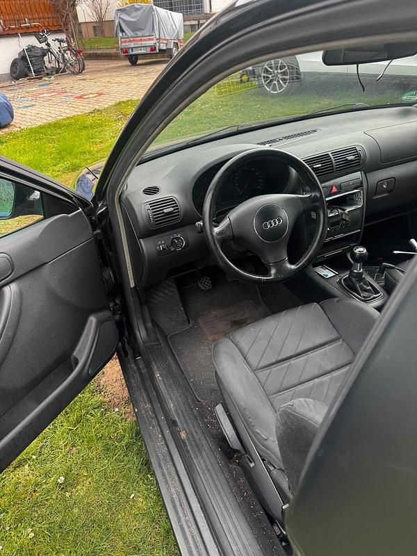 Gebraucht Audi A3 2002 Schwarz Kleinwagen