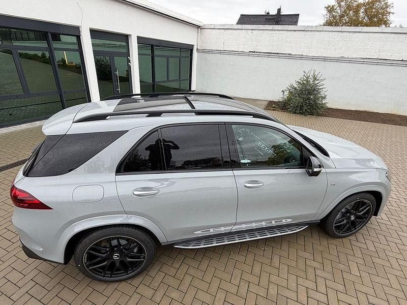 Neu Mercedes GLE53 AMG AMG 435 PS (319 kW) 2026 Grau SUV
