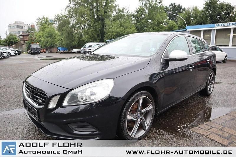Schwarz Gebraucht 2012 Volvo V60 Kombi | 4.700 € (Guter Preis) - Bild 1/4