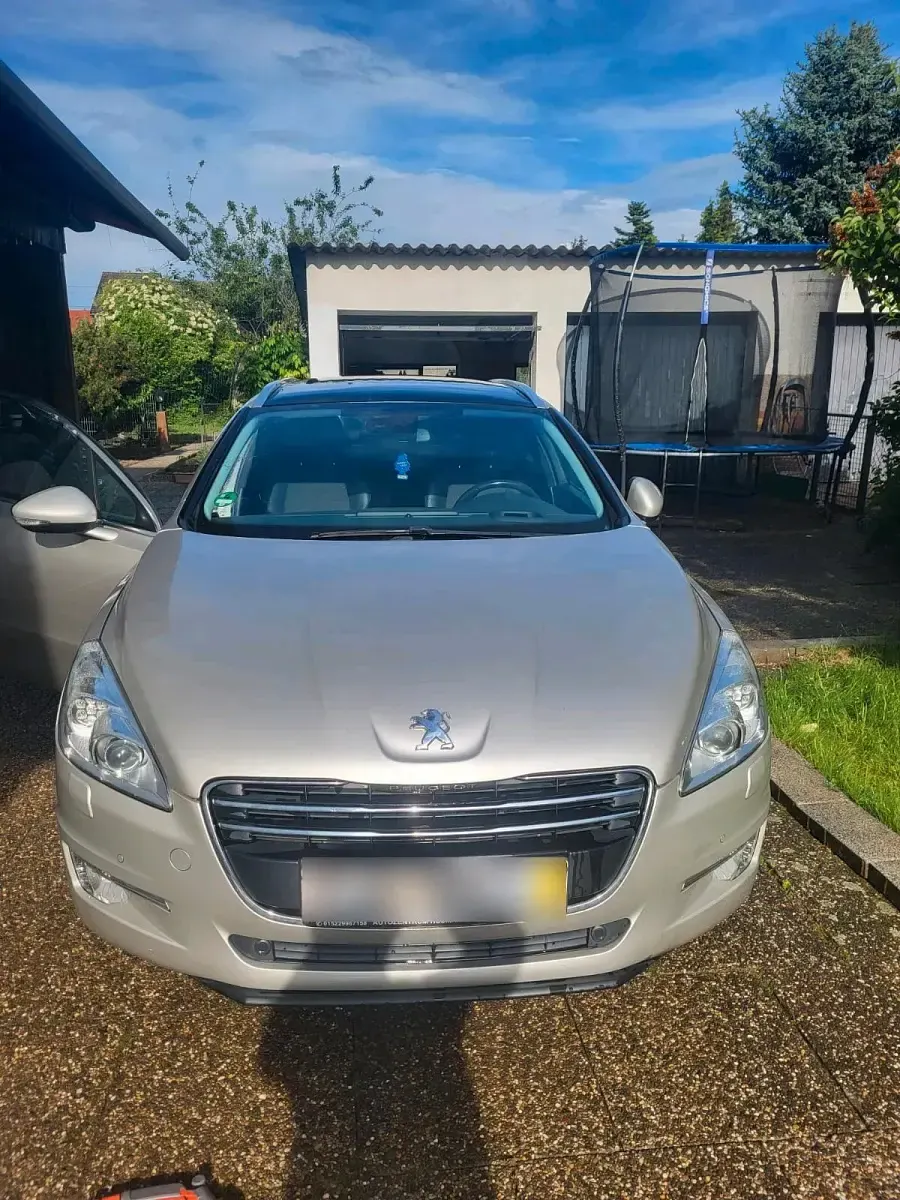 Gebraucht Peugeot 508 SW 156 PS (114 kW) 2011 Grau Kombi