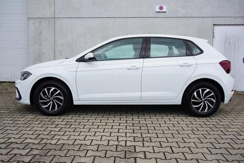 Neu VW Polo 95 PS (69 kW) 2025 Pure white Limousine