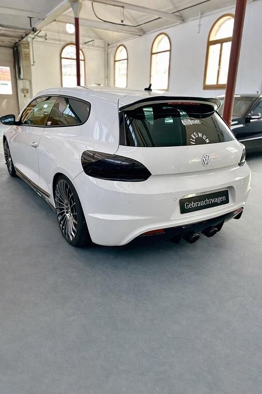 Gebraucht VW Scirocco 122 PS (89 kW) 2010 Weiß Coupé