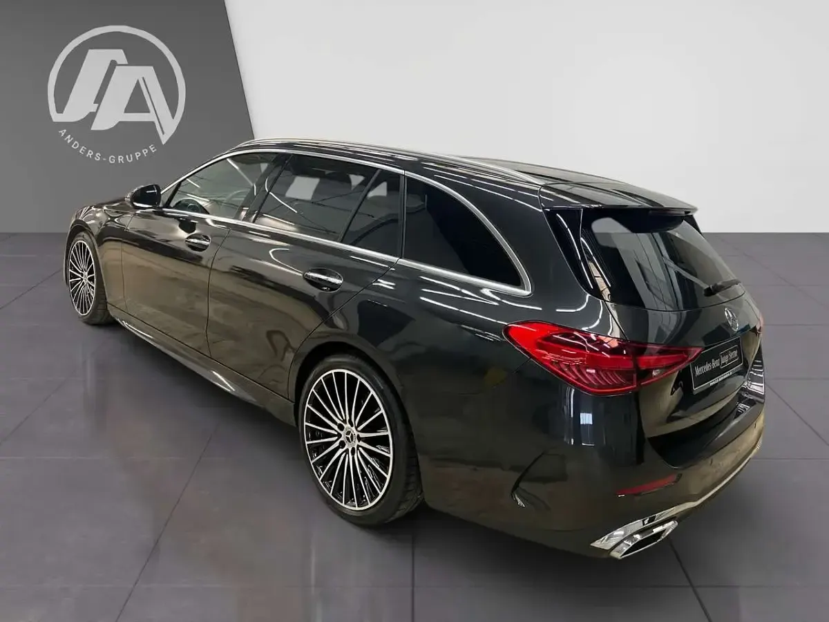 Gebraucht Mercedes C180 AMG 170 PS (125 kW) 2025 Graulack graphitgrau Kombi