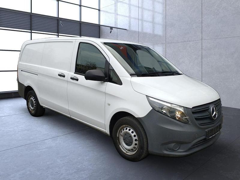 Gebraucht Mercedes Vito 136 PS (100 kW) 2021 Arktikweiss Van