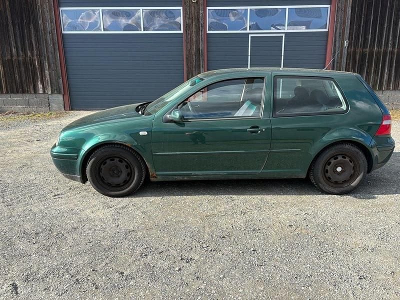 Gebraucht VW Golf IV Pacific 101 PS (74 kW) 2003 Grün Limousine