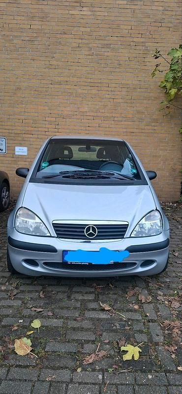 Silber Gebraucht 2002 Mercedes A140 Limousine | 1.350 € (Fairer Preis) - Bild 1/4