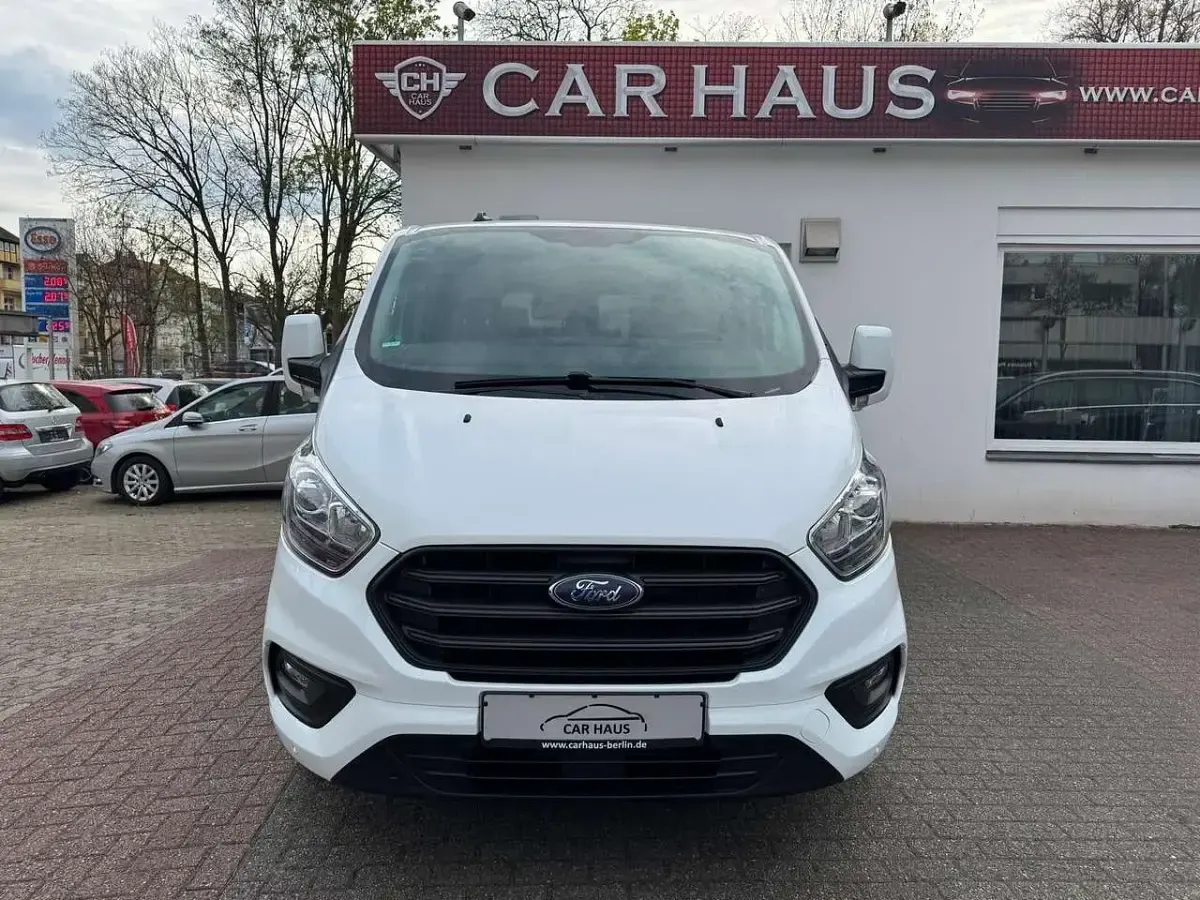 Gebraucht Ford Transit Custom 105 PS (77 kW) 2020 Weiß Van / Kleinbus