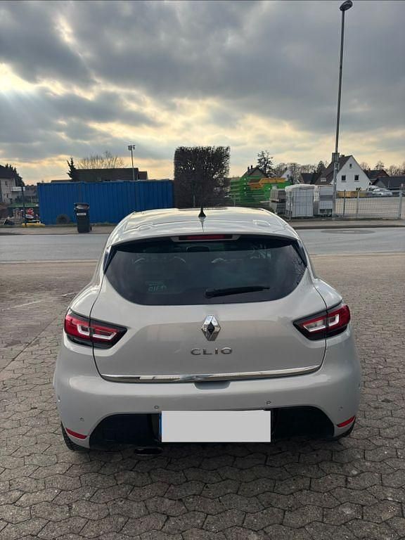 Gebraucht Renault Clio IV Initiale Paris 118 PS (86 kW) 2017 Beige Limousine