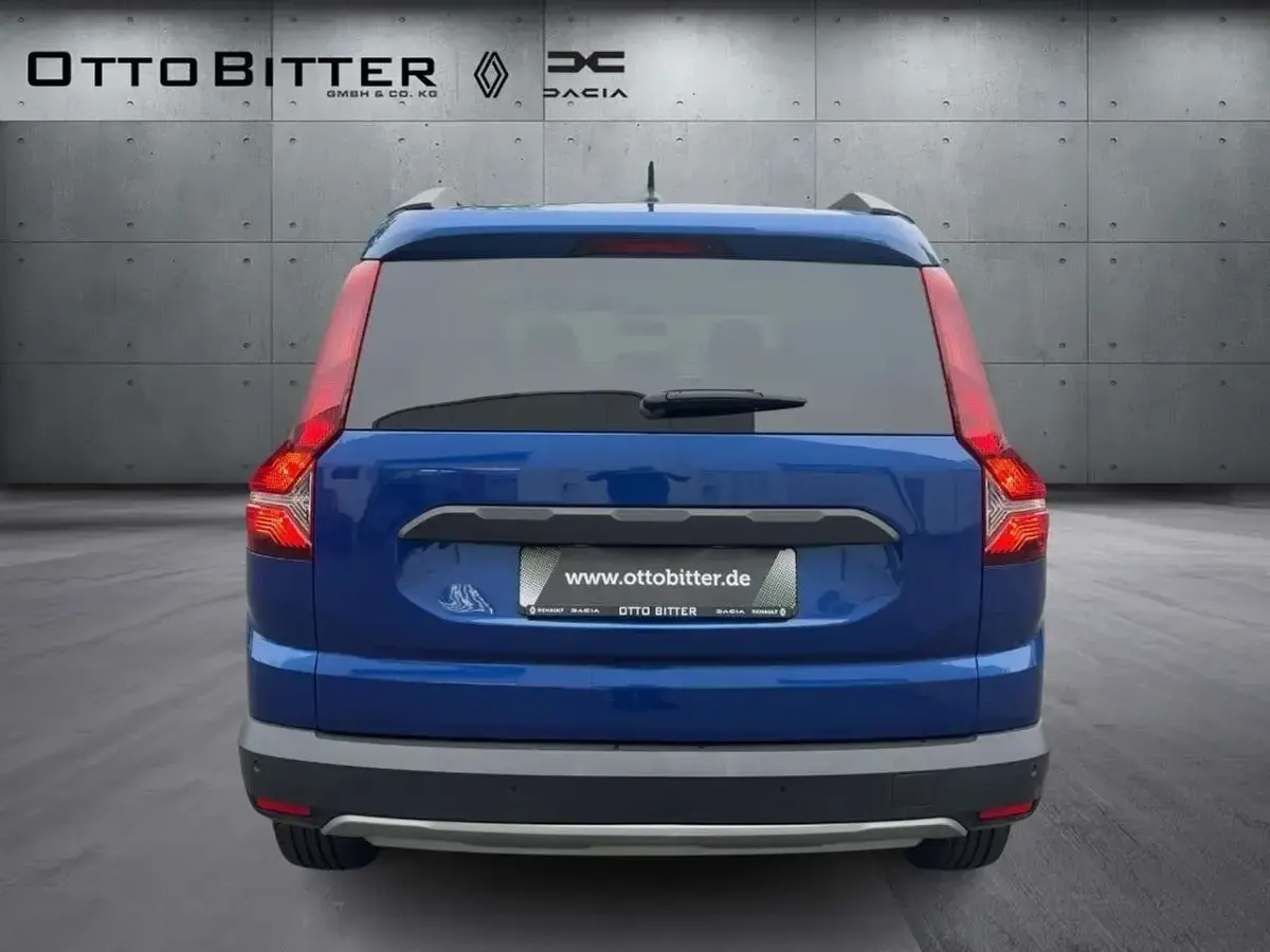 Gebraucht Dacia Jogger Comfort 101 PS (74 kW) 2022 Ironblau Van / Kleinbus