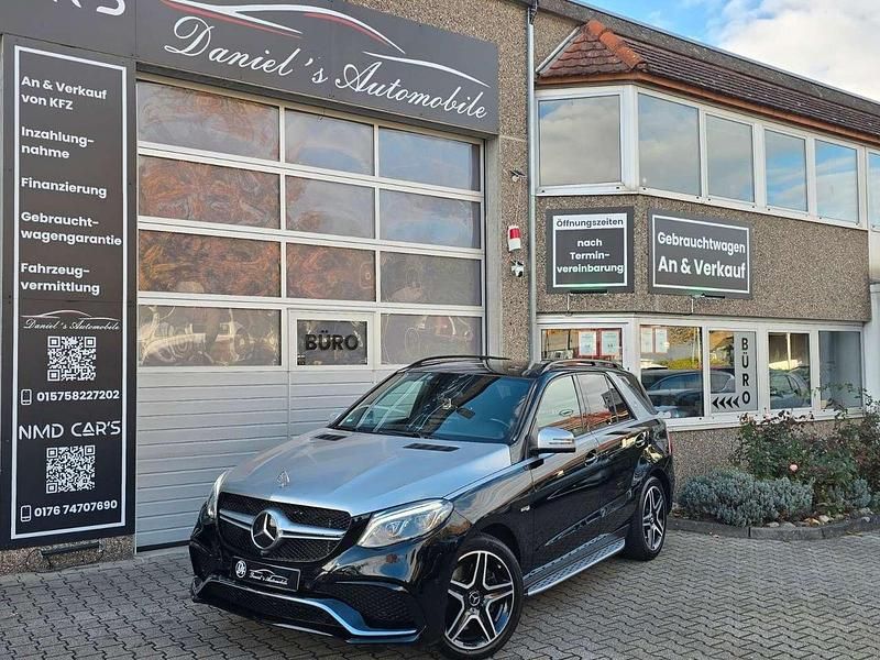 Schwarz Gebraucht 2018 Mercedes GLE43 AMG AMG SUV | 41.987 € (Teuer) - Bild 1/3