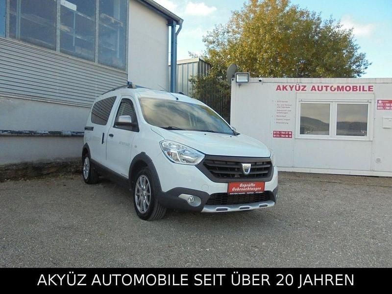 Gebraucht 2015 Dacia Dokker Stepway Van | 7.990 € (Guter Preis) - Bild 1/4
