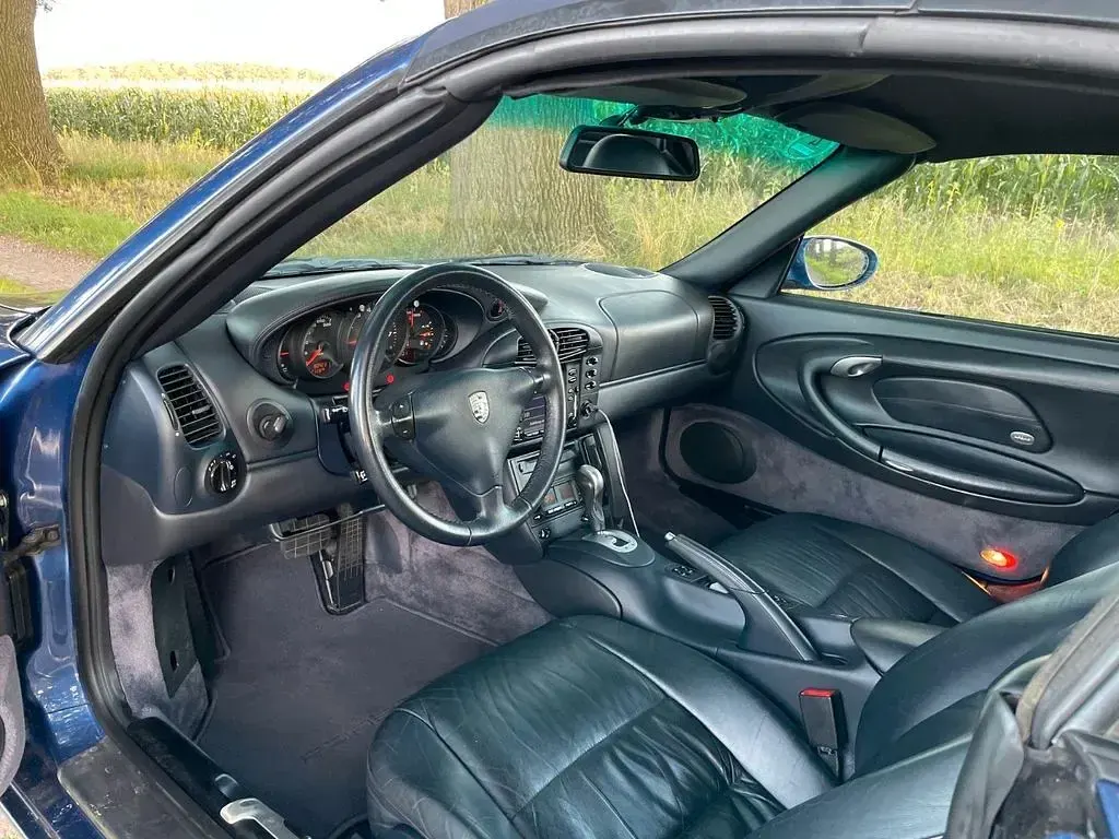Gebraucht Porsche 911 Carrera 4 Cabriolet 300 PS (220 kW) 1999 Blau Cabrio