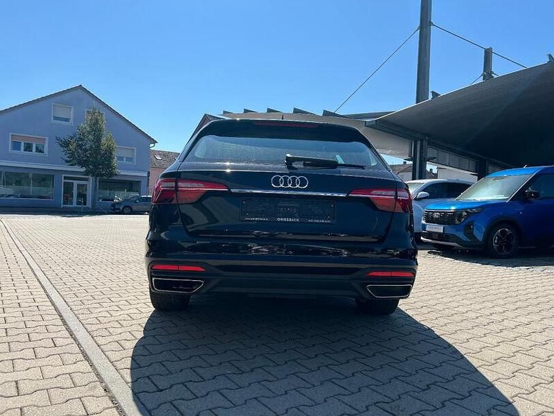 Gebraucht Audi A4 Ambiente 204 PS (150 kW) 2021 Schwarz Kombi