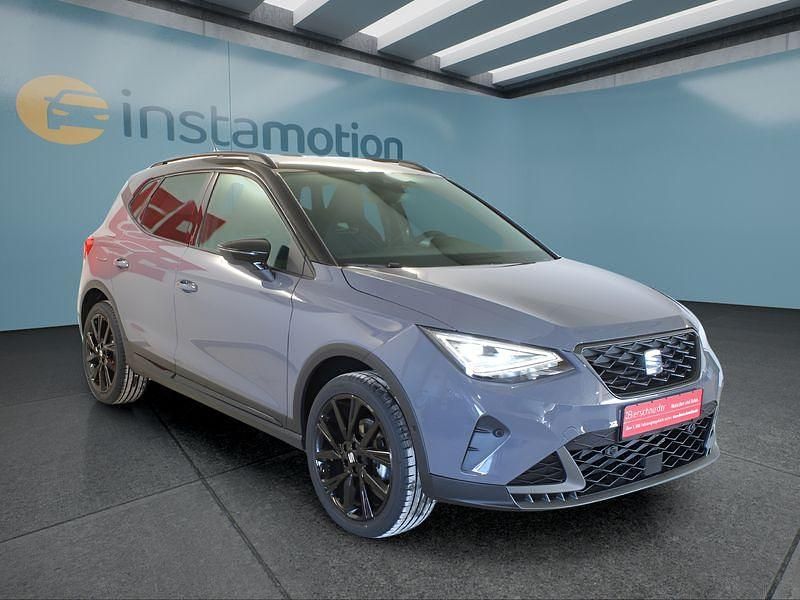 Grau Neu 2025 Seat Arona FR SUV | 30.549 € (Teuer) - Bild 1/4