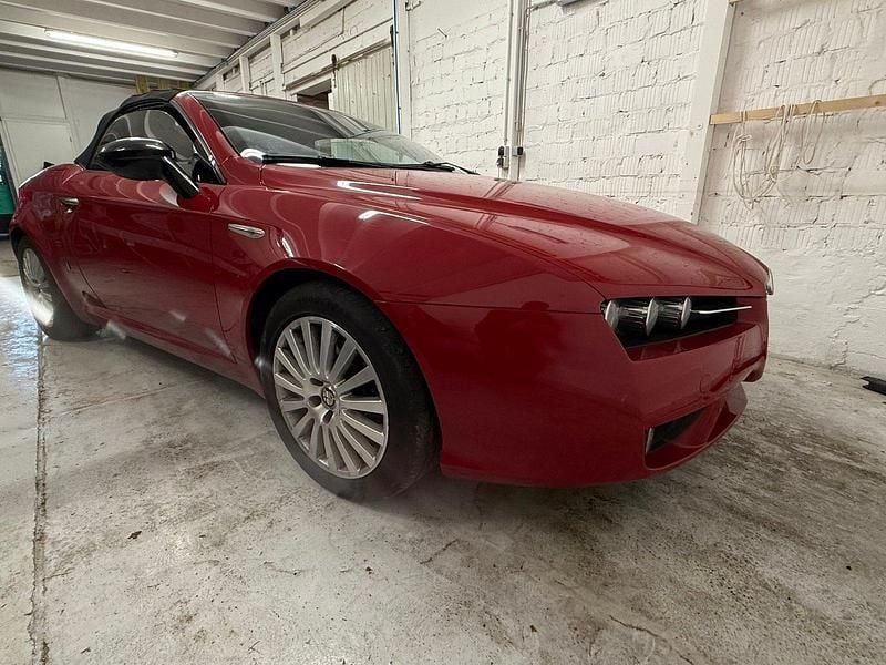 Gebraucht Alfa Romeo Spider 185 PS (136 kW) 2008 Rot Cabrio