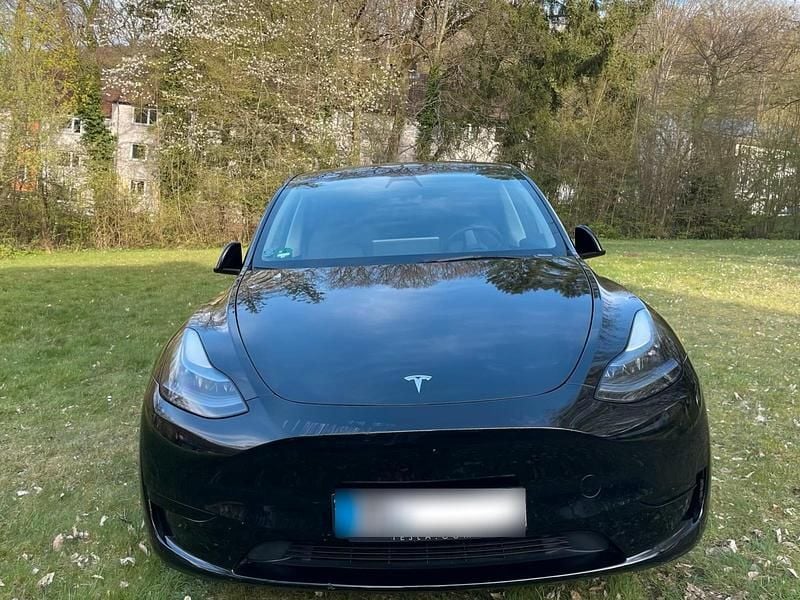Gebraucht Tesla Model Y 219 kW (299 PS) 2023 Schwarz SUV