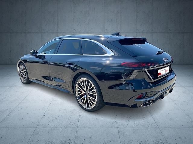 Gebraucht Audi A6 Ambiente 367 PS (269 kW) 2025 Mythosschwarz metallic Kombi