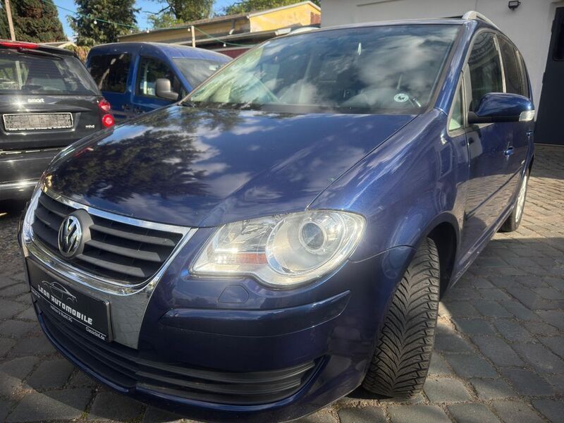 Blau Gebraucht 2009 VW Touran United Van / Kleinbus | 3.600 € (Guter Preis) - Bild 1/4