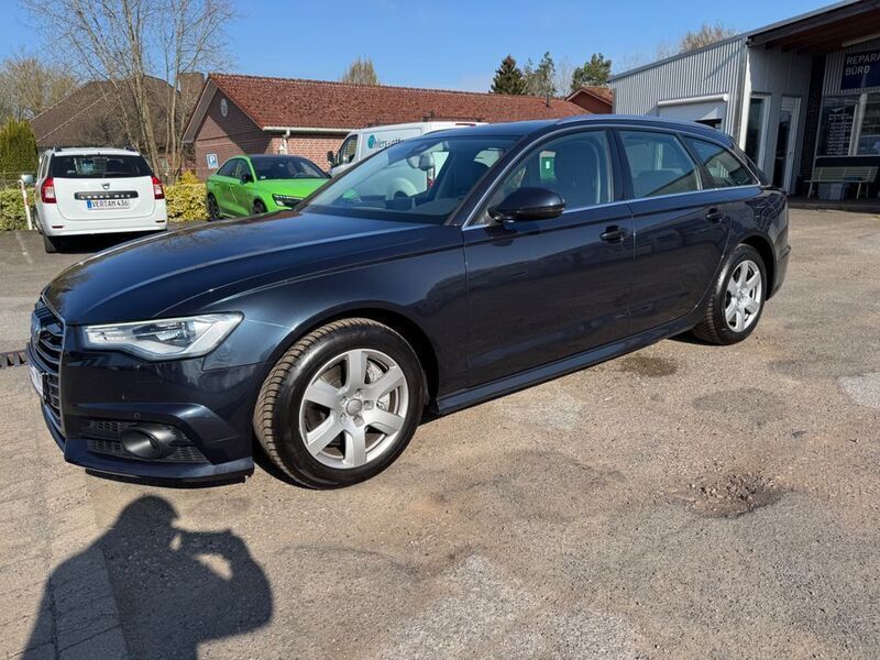 Blau Gebraucht 2017 Audi A6 Kombi | 22.800 € (Guter Preis) - Bild 1/4