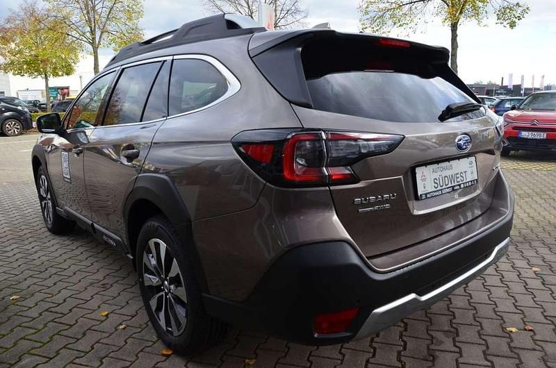 Neu Subaru Outback Platinum 169 PS (124 kW) 2025 Brilliant bronze metallic SUV