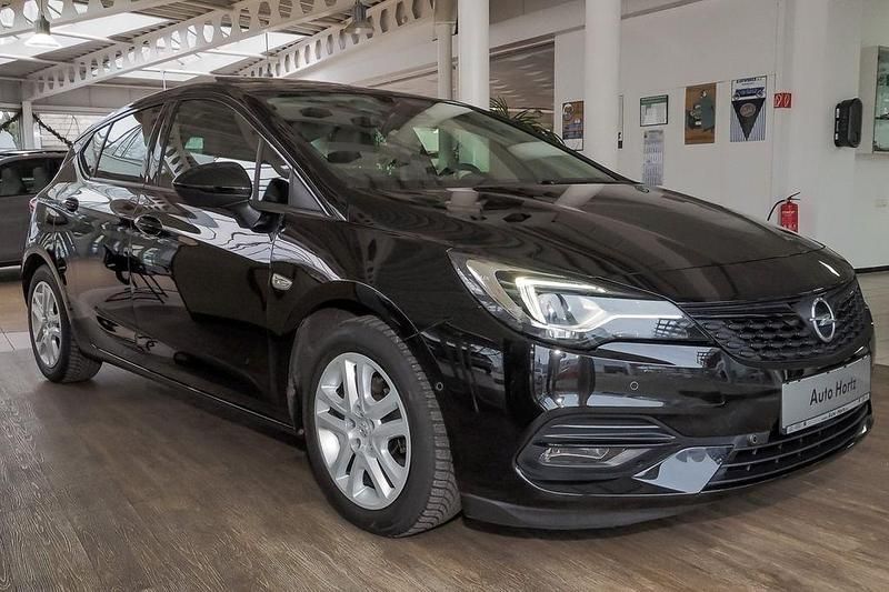 Gebraucht Opel Astra Business Elegance 122 PS (89 kW) 2020 Schwarz Limousine