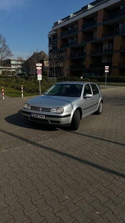 Gebraucht VW Golf IV Highline 105 PS (77 kW) 2003 Grau Limousine