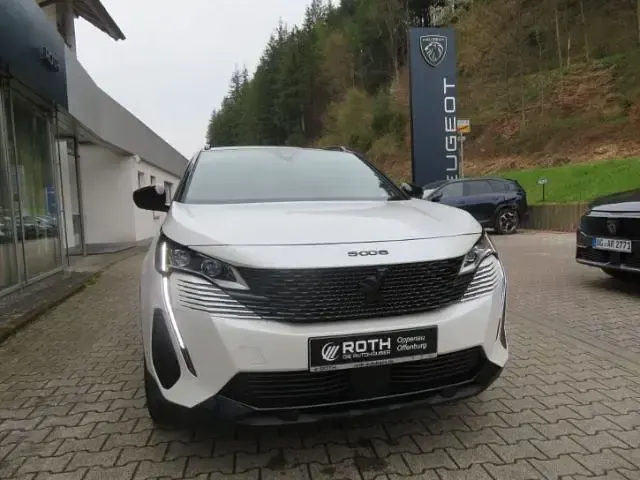 Gebraucht Peugeot 5008 GT 177 PS (130 kW) 2022 Weiss SUV