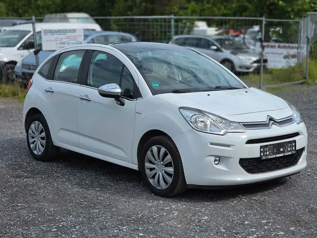 Gebraucht Citroën C3 SELECTION 68 PS (50 kW) 2013 Weiß Limousine