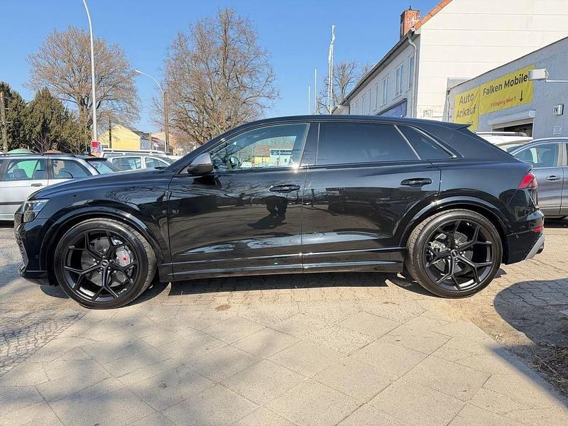 Neu Audi RS Q8 Performance 640 PS (470 kW) 2025 Schwarz SUV