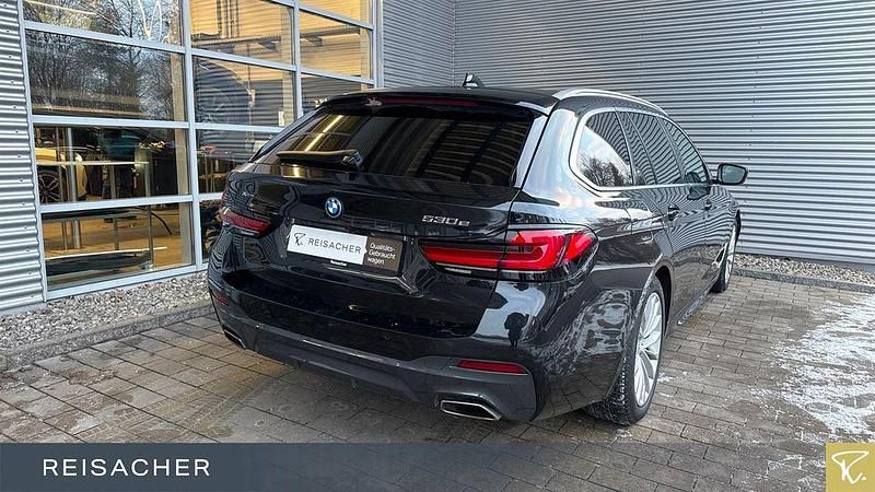 Gebraucht BMW 530e Efficient Dynamics 292 PS (214 kW) 2022 Saphirschwarz metallic Kombi