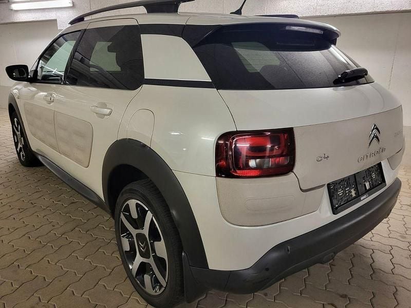 Gebraucht Citroën C4 Cactus Shine Edition 99 PS (72 kW) 2016 Weiß Kleinwagen