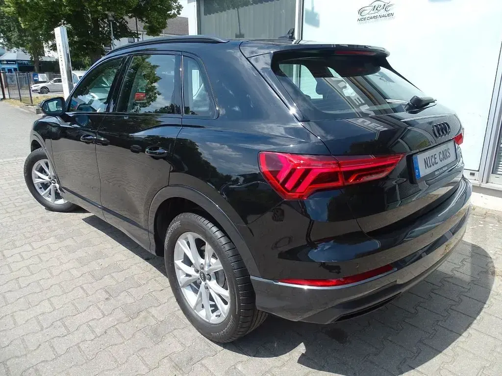Gebraucht Audi Q3 Advanced Plus 150 PS (110 kW) 2024 Schwarz SUV
