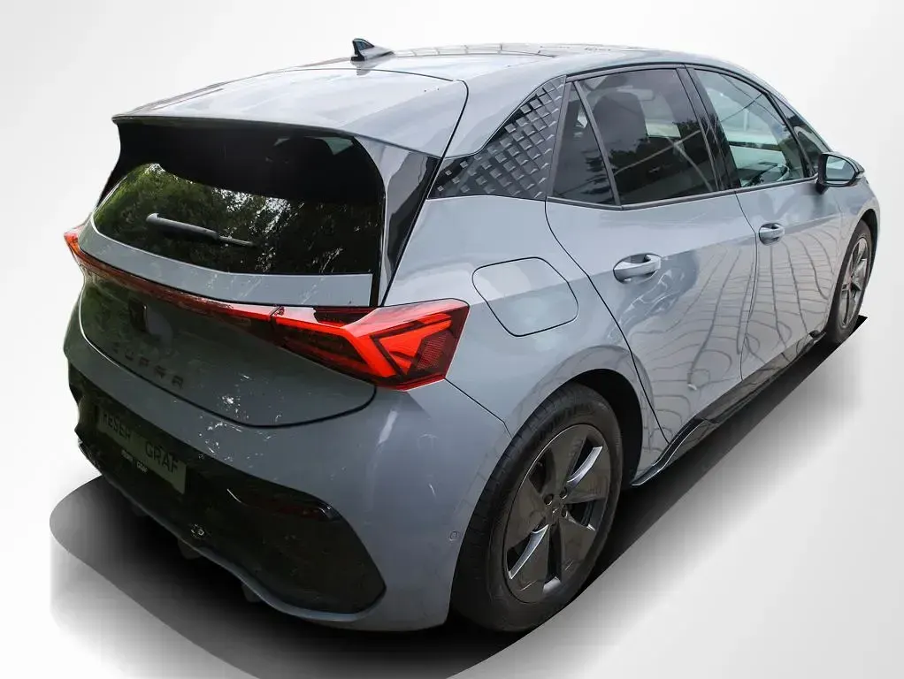 Gebraucht Cupra Born 150 kW (204 PS) 2024 Grau Kleinwagen